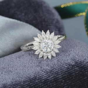 Bague de fiançailles en or blanc 14 carats avec diamant rond de laboratoire de 2 carats, bijoux de mariée, certifiée IGI - Product Image 1