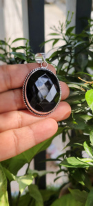 จี้พลอยโมราคริสตัลสีดำธรรมชาติแบบเหลี่ยมเพชรพลอย - Product Image 6