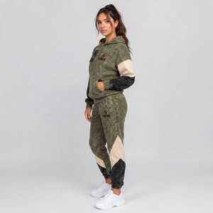 Ensemble de survêtement pour femme en coton mélangé de qualité supérieure, effet délavé vintage, idéal pour le streetwear et les week-ends - Product Image 4