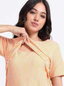 T-shirt de maternité rayé pour femme, manches courtes, col rond, coupe ample, respirant, tricoté, décontracté, mi-long, orange et noir - Product Image 3