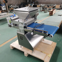 Machine à fabriquer des biscuits à structure compacte, nouvelle conception, machine à fabriquer des bonbons au chocolat et des bonbons gélifiés à prix avantageux