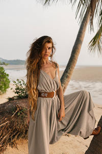 Mono de algodón estilo bohemio de pierna ancha para yoga, atuendo de festival, mono suelto de playa bohemio de verano para mujer, atuendo de viaje - Product Image 4