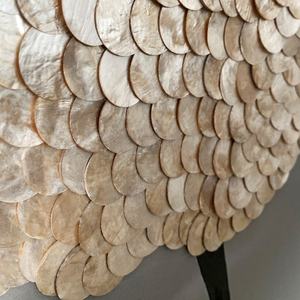 Panneau mural décoratif personnalisé en mosaïque de coquillages et nacre, style minimaliste, pour appartements haut de gamme - Product Image 4