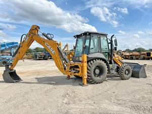 รถแบคโฮล้อเดอร์ รุ่น 851FX Plus 4WD - อุปกรณ์ก่อสร้างใหม่/ไม่ได้ใช้งาน พร้อมระบบตรวจสอบเครื่องยนต์และปั๊มจากระยะไกล - Product Image 3