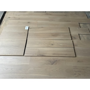 Suelo de Madera de Roble Blanco de Ingeniería, 5/8" x 5", Grado Selecto, Liso, con Acabado UV Transparente, Sistema T&G - Product Image 5