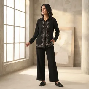 Ensemble chemise noire brodée et pantalon large pour femme, manches longues, motif floral, col chemise, élégant, décontracté, tenue de bureau, deux pièces - Product Image 4