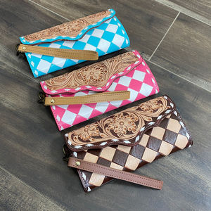 Cartera Larga de Cuero Auténtico con Diseño a Cuadros y Protección RFID, Estilo Occidental Premium, Hecha a Mano, con Correa para la Muñeca, Tarjetero y Bolso de Mano para Mujer - Product Image 5