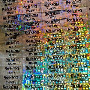 Autocollant de code-barres anti-contrefaçon holographique 3D en PET à gratter pour téléphones portables, écouteurs, haut-parleurs et appareils photo - Product Image 1