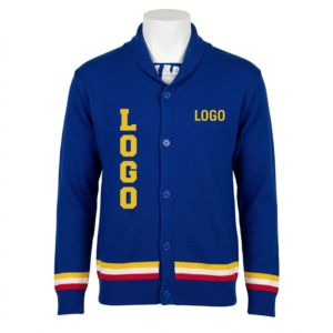 Cardigan en tricot à col roulé blanc personnalisé pour femmes Kansas, à manches longues, avec broderies en chenille et logos. - Product Image 1