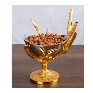 Cuenco Decorativo de Aluminio Pulido con Diseño de Caballito de Mar Dorado para Servir Chocolate, Decoración Moderna para Mesa de Comedor - Product Image 6