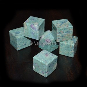 Supplier and Wholesaler of Green Aventurine Cubes - Product Image 3