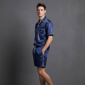 Conjunto Deportivo Masculino de Alta Calidad 100% Algodón, Logotipo Personalizado con Impresión DTF, Ropa Urbana Cómoda, Talla Grande, Dos Piezas, Camiseta con Ribete y Pantalones Cortos - Product Image 3