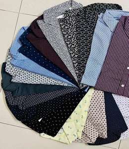 Chemises pour hommes en coton imprimé de qualité supérieure, stock disponible, designs variés de haute qualité, tailles XS-XL, toutes saisons, surplus de production de marque originale - Product Image 1