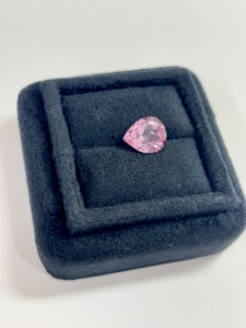 Saphir rose de laboratoire, formes octogonale, ovale, poire, coussin, ronde, carrée, Corindon synthétique créé 8x10mm - Product Image 3