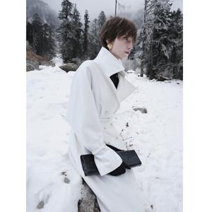 Meilleurs manteaux d'hiver pour femmes, élégant manteau VELOURA à double boutonnage, long et ajusté, avec ceinture, pour garder au chaud - Product Image 3