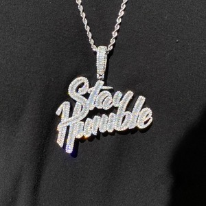 Collier pendentif personnalisé de luxe pour homme en argent 925 plaqué rhodium avec moissanite, nom et numéro gravés, cadeau personnalisé - Product Image 1