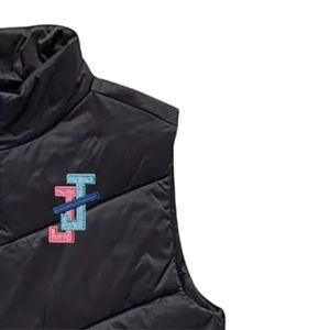 Gilet matelassé léger pour enfants Jack and Jill brodé, veste sans manches chaude, personnalisable avec logo, tenue décontractée d'hiver - Product Image 4