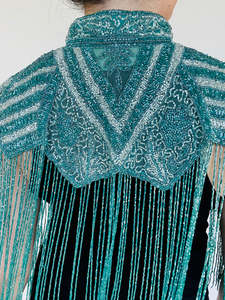 Haut de danse de salon de luxe noir à franges de perles et de paillettes pour spectacles de soirée et costumes de scène - Product Image 2