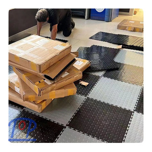 Baldosas Modulares de PVC para Piso de Garaje, Resistentes al Desgaste, Antideslizantes, de Vinilo y Goma - Product Image 1