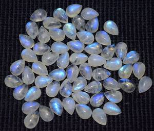 Pierre précieuse naturelle en pierre de lune arc-en-ciel chauffée, cabochon en forme de poire, qualité excellente et rare, pierre en vrac pour la fabrication de bijoux, vente en gros - Product Image 6