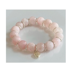 Pulsera de Resina Artística con un Toque Sofisticado Hecho a Mano, Accesorio de Moda para Mujeres y Niñas con la Mejor Calidad - Product Image 3