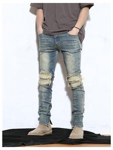 Jeans Skinny Homme OEM Style Motard Nouveau Design Déchiré Blanc Foncé Clair Délavé Coloré en Stock pour Dropshipping - Product Image 2