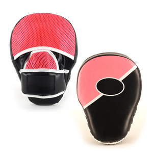 Wholesale Professional Customized Lightweight <b>Focus</b> <b>Pads</b> Mitt Curved Shape Genuine Synthetic Leather Waterproof Boxing - Product Image 1