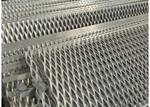 Tôle de métal expansé en aluminium industriel léger à mailles losangées - Product Image 5