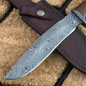 Cuchillo Bowie de Caza de Acero de Damasco Hecho a Mano con Mango de Madera de Palisandro y Separadores de Latón, Cuchillo de Aventura para Caza - Product Image 4