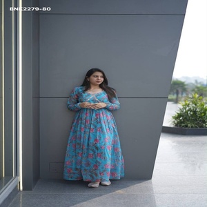 Vestido de organza de buena calidad con diseño de estampado floral y bordado en el pecho, manga larga y largo hasta el tobillo, moda femenina. - Product Image 1