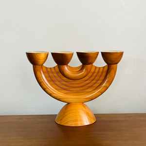 Porte-bougie artisanal en bois pour bougies chauffe-plat, avec quatre compartiments, idéal pour centre de table et décoration intérieure, provenant d'Inde. - Product Image 6