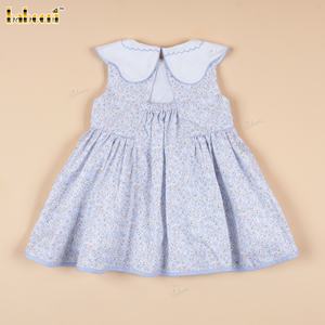 DR4519 – Vestido azul con cuello bordado floral para niñas - Product Image 6