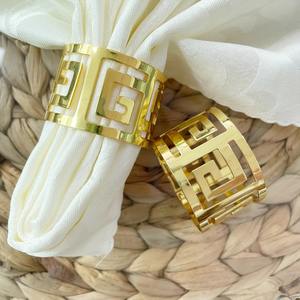 Anillos de servilleta metálicos de buena calidad que aportan una presencia elegante y mejoran sutilmente la experiencia gastronómica en general. - Product Image 5