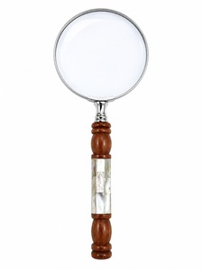 Loupe compacte en bois, idéale pour les étudiants, les scientifiques et les amateurs, permettant d'examiner clairement les objets minuscules. - Product Image 1