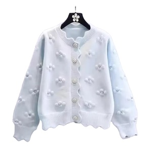 Cardigan en mohair tricoté bleu clair pour femme Power Abaan Sports, avec boutons nacrés sur le devant, pull décontracté et tendance - Product Image 1