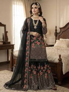 Conjunto Sharara de Seda con Bordado Floral Negro, Estilo Indio-Pakistaní, para Mujer, Ideal para Fiestas, Bodas y Festivales - Product Image 2