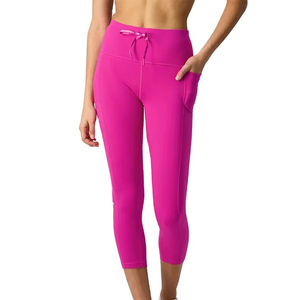 Wholesale Best Supplier <b>Women's</b> Summer Wear <b>Capri</b> <b>Leggings</b> / Soft Fabric Made Adult Size <b>Women</b> <b>Capri</b> <b>Leggings</b> - Product Image 1