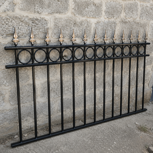 Paquetes de Cercas Modernas de Hierro Forjado: Ideas de Cercas Metálicas Resistentes que Combinan Perfectamente con Cualquier Cerca Clásica o Moderna de Hierro - Product Image 4