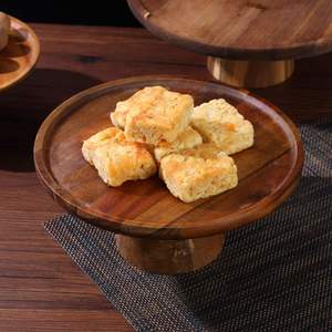 Support à gâteau en bois éco-responsable d'inspiration indienne pour la présentation de desserts de mariage, accentue le style digne des festivités culturelles - Product Image 5