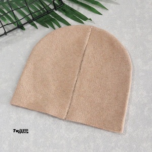 หมวกบีนนี่ Twill-Sports OEM พร้อมโลโก้สั่งทำ ขายส่ง ปักลายแจ็คการ์ด ถักนิตติ้ง สไตล์ Y2K  อะคริลิก 100% ลายตาราง  สำหรับทุกเพศ - Product Image 5