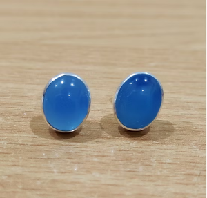 Boucles d'oreilles minimalistes unisexes en argent sterling 925 avec chalcédoine aqua (2,8 grammes), légères, petites, pour un usage quotidien - Product Image 2