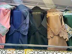 Abaya Modeste de Dubaï en Gros, Perlée et Pailletée, à Manches Longues, Traditionnelle Musulmane, Faite à la Main, pour Mariage, en Polyester Respirant, Col en V pour Femme - Product Image 2