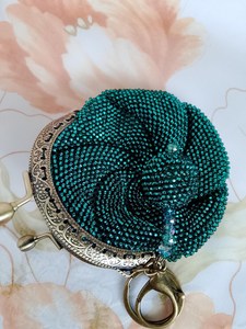 Emerald Beaded Coin Purse , Handmade Glass Bead Kiss <b>Lock</b> Pouch, <b>Small</b> Coin Wallet - Product Image 2