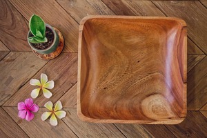 Bol en bois sculpté à la main, bol en bois classique pour la maison, la salle à manger et le service - Product Image 5