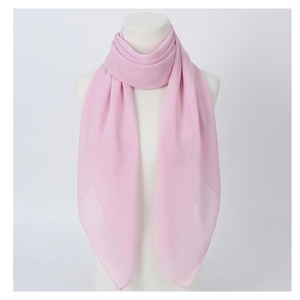 Pañuelo de Gasa Rosa Claro para Mujer, Color Sólido, Estilo Largo y Sencillo, para Uso Diario en Todas las Estaciones, Accesorio Amigable con la Piel - Product Image 1