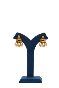 Pendentif ethnique rond en pierre verte, incrusté d'une pierre précieuse verte et de détails texturés complexes - Product Image 2