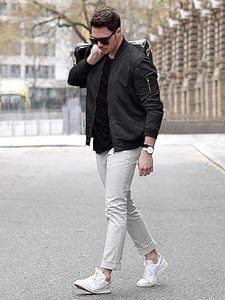 Chaqueta bomber para hombre TACVASEN, ligera, informal, para primavera y otoño, cortavientos con cremallera y bolsillo. - Product Image 2