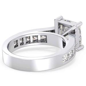 แหวนมอสซาไนต์ทรงปรินเซสคัทคุณภาพส่งออก ความใสและความเปล่งประกายอันน่าทึ่ง เหมาะสำหรับการขอแต่งงาน มีจำหน่ายในราคาส่งออก - Product Image 2