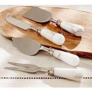 Ensemble de cuillères, fourchettes et couteaux en acier inoxydable de qualité supérieure avec manche en résine durable pour une restauration moderne - Product Image 4