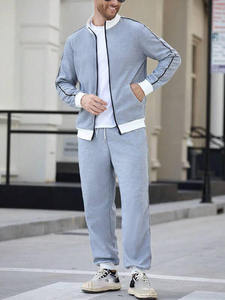 Ensemble survêtement homme 2 pièces en molleton gris clair à rayures blanches, col bomber zippé - Product Image 3